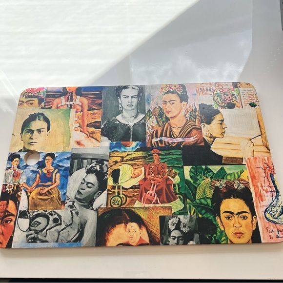 NEW Frida Khalo Kitchen Cutting Board - Picture 8 of 8